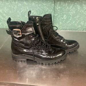 Dolce vita boots.  Black. Excellent condition!